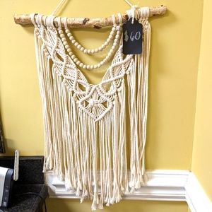Macrame wall hang